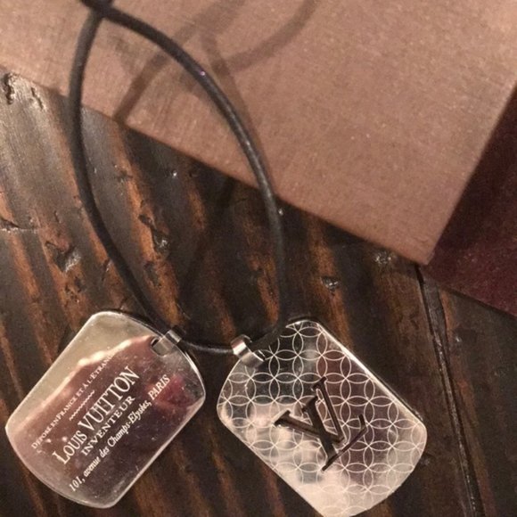 LOUIS VUITTON DOG TAG NECKLACE!!!!! Authentic - Picture 2 of 5